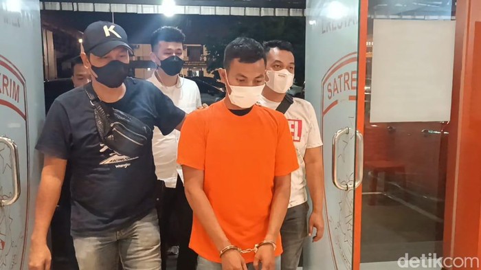 Preman pemalak pedagang di Pasar Petisah Medan ditangkap