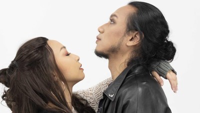 Yuk! Lihat Proses di Balik Layar RENT: The Musical