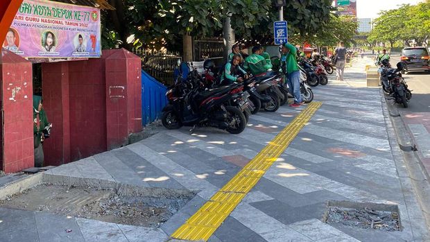 Revitalisasi trotoar di Jalan Margonda Raya, Depok