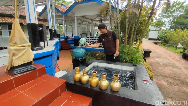 Situs mata air Jambansari Ciamis