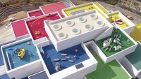Terdapat 21 balok bangunan yang Lego menjadi satu dalam rumah tersebut. Rumah itu sendiri dikenal sebagai Home of the Brick.Keunikan rumah lego itu bisa dilihat dari pemandangan atas.