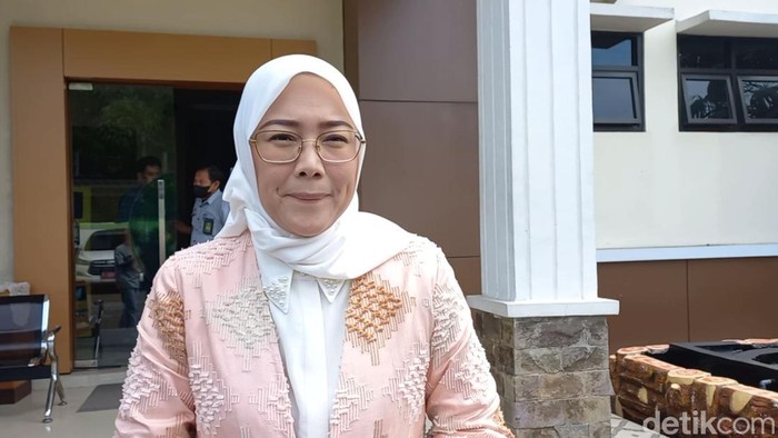 Bupati Purwakarta Anne Ratna Mustika