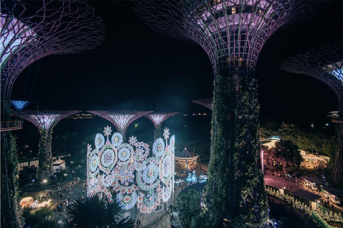 Christmas Wonderland di Gardens by the Bay Christmas Wonderland di Gardens by the Bay