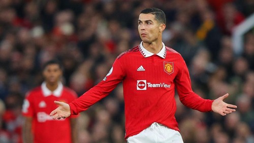 MANCHESTER, ENGLAND - OCTOBER 30: Cristiano Ronaldo of Manchester United during the Premier League match between Manchester United and West Ham United at Old Trafford on October 30, 2022 in Manchester, England. (Photo by James Gill - Danehouse/Getty Images)
