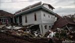Desa Sarampad yang Porak-poranda Diguncang Gempa Cianjur