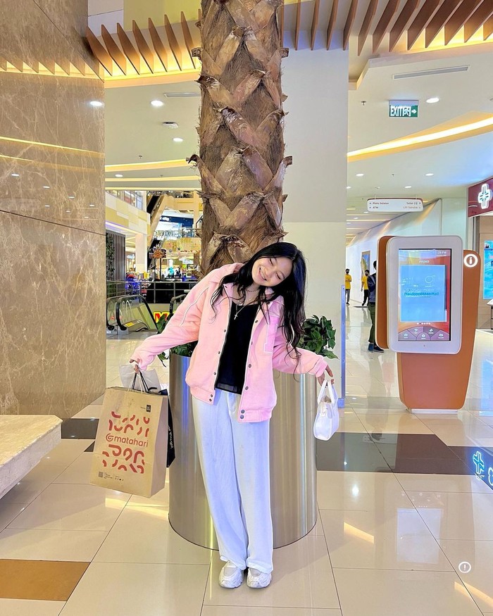 erika putri erika putri