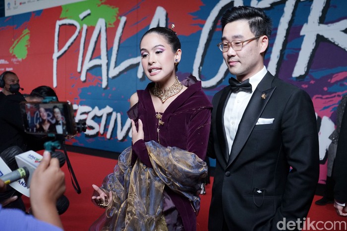 FFI 2022 Para artis yang hadir di acara Festival Film Indonesia 2022.