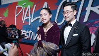Beberapa pasangan selebriti juga turut hadir di acara Festival Film Indonesia 2022. Pool/Palevi S/detikFoto.