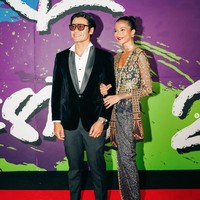 Pasangan lain yang tak kalah stylish adalah Chicco Jerikho dan Putri Marino. Sang aktris memesona dengan kebaya rancangan Biyan. (Foto: Instagram)