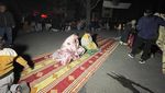 Gempa M 5,9 Guncang Turki, Warga Berhamburan di Malam yang Dingin