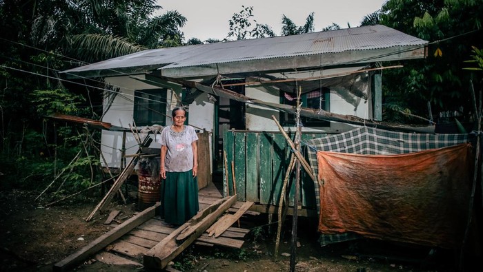 Harap-harap Cemas Suku Balik Suasana pemukiman Suku Balik di Kecamatan Sepaku, Kabupaten Penajam Paser Utara, Kalimantan Timur.