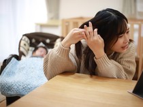 Penyebab Rambut Rontok Parah dan Cara Mengatasinya