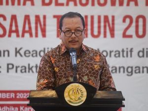 271 Pegawai Kejaksaan Dapat Beasiswa, Jambin Titip Pesan Ini