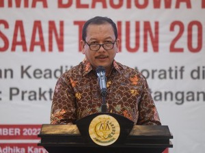 271 Pegawai Kejaksaan Dapat Beasiswa, Jambin Titip Pesan Ini