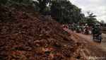 Jalur Puncak Arah Cianjur Sudah Bisa Dilintasi Kendaraan