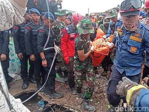 3 Hari Tertimpa Reruntuhan Gempa Cianjur, Bocah 7 Tahun Selamat