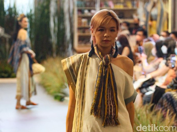 Video registrator dan rus jinsi