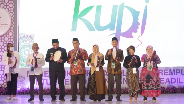 Kongres Ulama Perempuan Indonesia (KUPI) II sekaligus Konferensi Internasional digelar di Semarang, Rabu (23/11/2022). Selanjutnya kongres digelar di Jepara.
