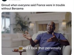 Meme Olivier Giroud Samai Rekor Gol Thierry Henry