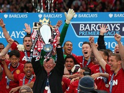 Ketika saham dibeli oleh Malcom Glazer, Manchester United sedang berada dalam kondisi terbaik mereka. Mereka juga mampu memenangkan banyak sekali trofi di bawah arahan manajer handal Sir Alex Ferguson. (Alex Livesey/Getty Images) &nbsp;