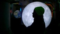 Perangkat teknologi canggih yang akan mengundang pengalaman yang sepenuhnya imersif di lingkungan yang luar biasa.