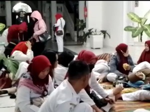 5 Nakes di Asahan Sumut Jalan Kaki ke Istana Temui Jokowi