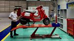 Suasana Perakitan Vespa di Cikarang, Pabrik Ketiga Piaggio Group di Asia Pasifik