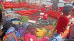 Rumah Hancur, Pengungsi Gempa Cianjur Dirikan Tenda di Kolam Lele