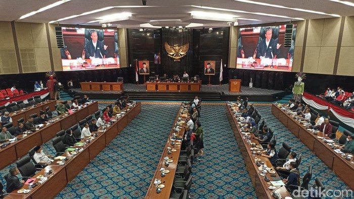 Rapat DPRD DKI Jakarta