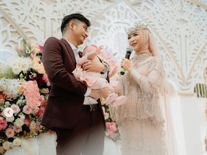 Tuai Pro Kontra, Ria Ricis Ungkap Alasan Anak Sudah MPASI Dini