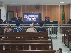 Pejabat Kejari Bojonegoro yang Sodomi 4 Remaja Didakwa Pasal Pencabulan