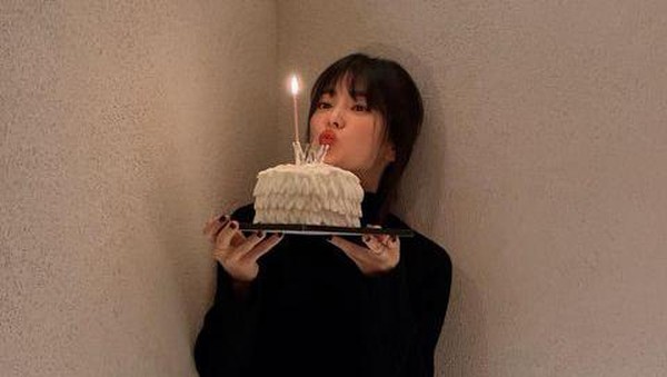 Rayakan Ultah ke-41, Song Hye Kyo Masih Tampak Awet Muda