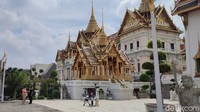 Magis Istana Thailand, Sangat Ramai Meski Tanpa Turis China