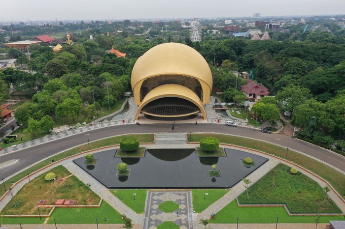 Wajah Baru TMII yang Lebih Hijau