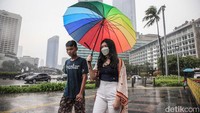 Di ketiga wilayah tersebut, Badan Meteorologi Klimatologi dan Geofisika (BMKG)  memperkirakan bakal terjadi cuaca ekstrem berupa hujan lebat, kilat dan angin kencang.