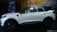 Cherry Tiggo 7 Pro ditawarkan dalam beberapa harga dan varian, Comfort Rp 368,5 juta, Luxury Rp 398,5 juta, Premium Rp 428,5 juta, varian Premium-Two Tone Rp 433,5 juta. Harga tersebut berstatus on the road Jabodetabek.