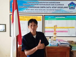 Perjuangan Guru Honorer di Karangasem, 15 Tahun Mengabdi di Pelosok