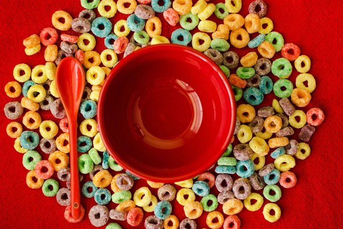Ini Sebabnya Piring Berwarna Bikin Orang Makin Pilih-pilih Makanan