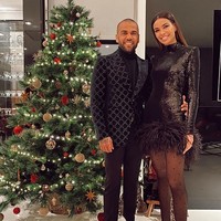 Model asal Spanyol itu pacaran dengan Dani Alves pada 2015. Cerita cinta keduanya cukup unik. Alves melamar Joana sampai tiga kali. Namun dua di antaranya ditolak.Foto: dok. Instagram/@joanasanz