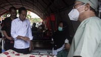 Jokowi menegaskan bahwa yang paling utama dalam tanggap darurat bencana gempa Cianjur adalah penyelamatan serta evakuasi. 