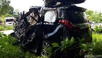 Tragedi di Jalan Raya: Menelisik Kecelakaan Maut Toyota Alphard dan Implikasinya