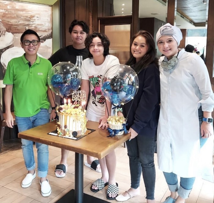Kulineran Seru Cannavaro Adrevi, Putra Bungsu Eko Patrio yang Disebut Mirip Bule