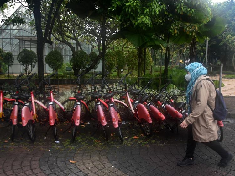 Layanan Sewa Sepeda di Trotoar Jakarta Nggak Laku, Kini Terbengkalai