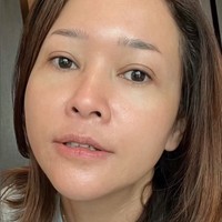 Maia Estianty mengungkap bahwa rosacea terjadi akibat terlalu sering memakai produk eksfoliasi kulit di usia 28 tahun. Foto: Instagram/@maiaestiantyreal