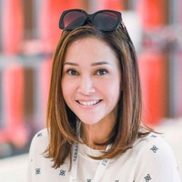 Meskipun tampil dengan wajah tanpa makeup dan mengidap rosacea, kecantikan natural Maia Estianty tetap terpancar. Berkat perawatan rutin kulit wajahnya pun jadi lebih mulus. Foto: Instagram/@maiaestiantyreal