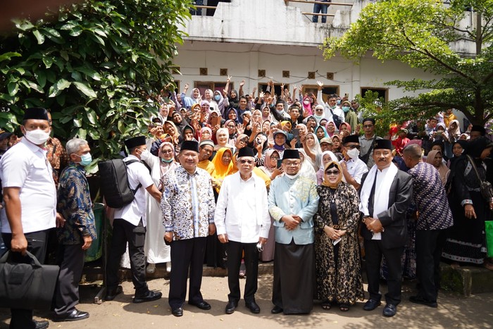 Maruf Amin ke Ponpes di Garut