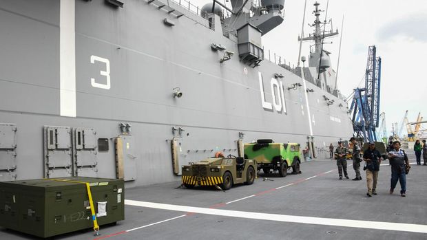 Melihat 'jeroan' kapal Angkatan Laut Australia (Wildan-detikcom)