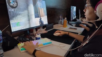 Selain gelar tim esports terbaik dunia, para partisipan berkesempatan membawa pulang total hadiah Rp 7,7 miliar. Foto: (Panji Saputro/detikINET).