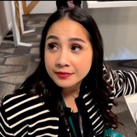 Kolom unggahan Instagramnya pun sampai dipenuhi dengan pujian dari para netizen. Tak sedikit yang menyebut aura Nagita jadi makin terpancar ketika berlibur ke luar negeri. Knp sih kalian tuh kalo keluar negeri, auranya makin makin, komentar salah seorang netizen. Foto: Instagram/@raffinagita1717