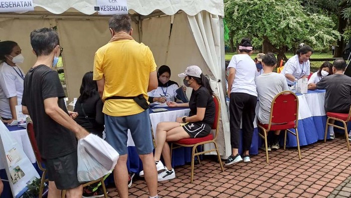 PAPDI Ajak Warga Deteksi Kesehatan untuk Cegah Penyakit Perhimpunan Dokter Spesialis Penyakit Dalam Indonesia (PAPDI) rayakan HUT ke-65. PAPDI ajak warga lakukan screening kesehatan.